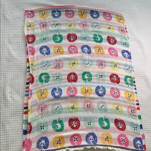 Stripes and apple print primary color, scarf linen/cotton